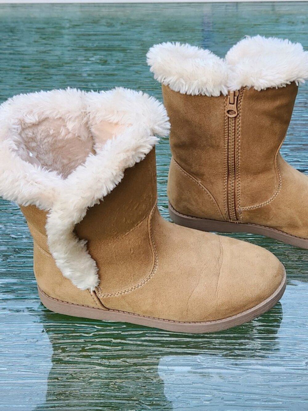 Size 3 Youth Cat & Jack Boot